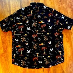 Iron and Resin Hawaiian men’s t-shirt, skull, seagul, boat, Size: XXL, like new